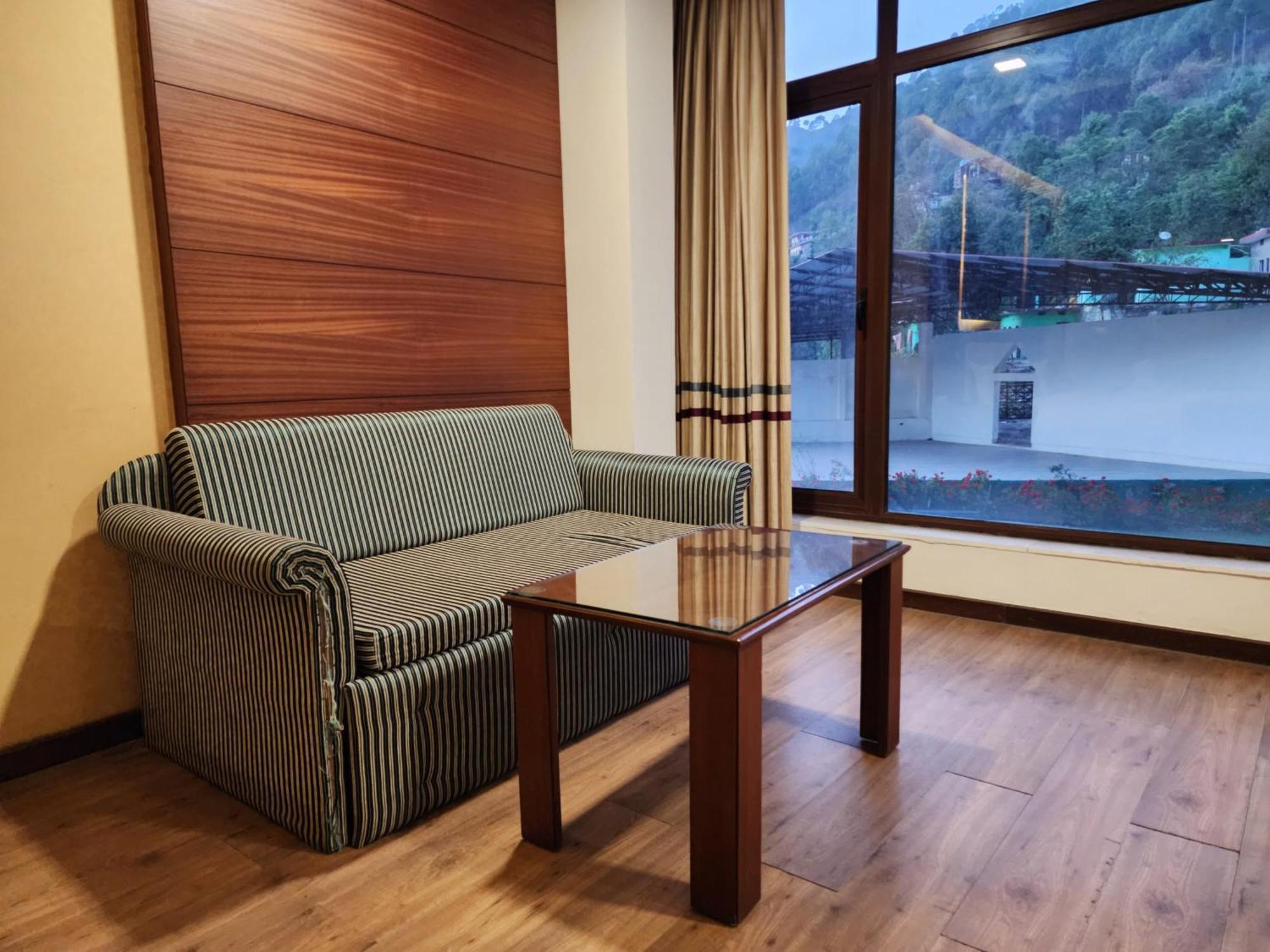 Hotel Royal Ark - Kasauli Luaran gambar