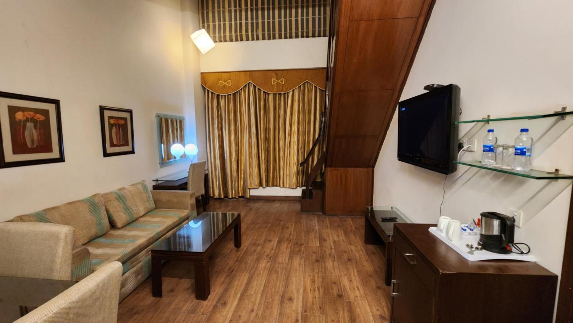 Hotel Royal Ark - Kasauli Luaran gambar
