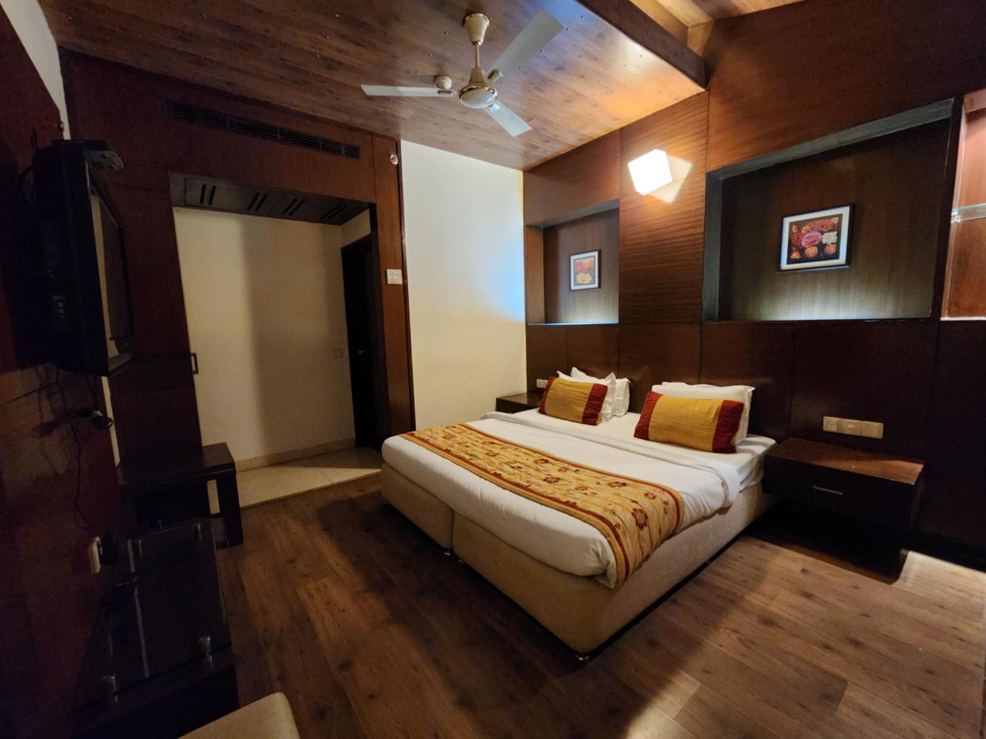 Hotel Royal Ark - Kasauli Luaran gambar