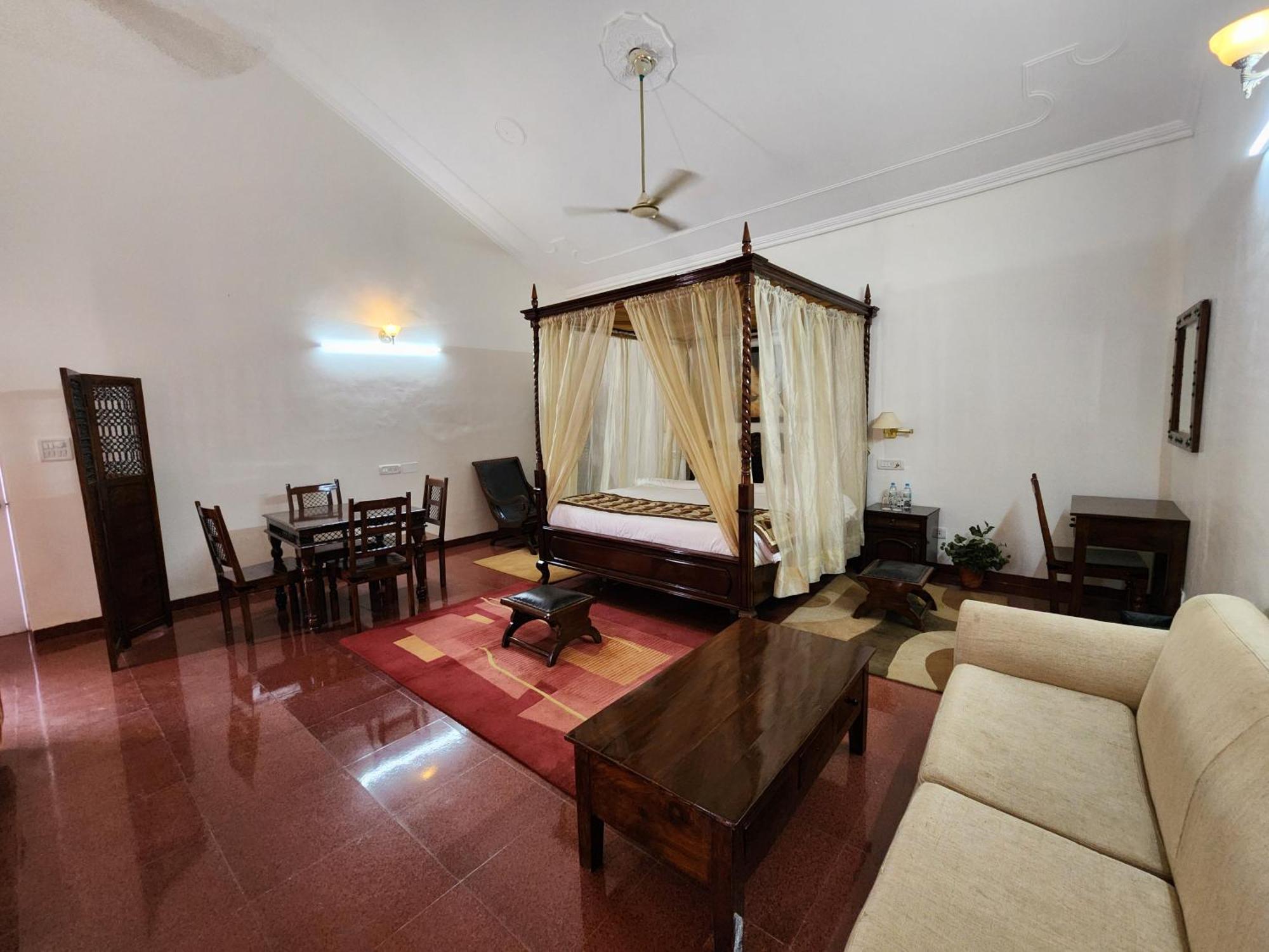 Hotel Royal Ark - Kasauli Luaran gambar