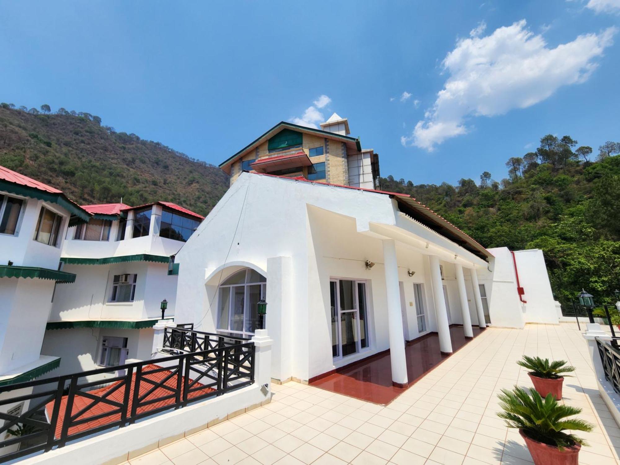 Hotel Royal Ark - Kasauli Luaran gambar