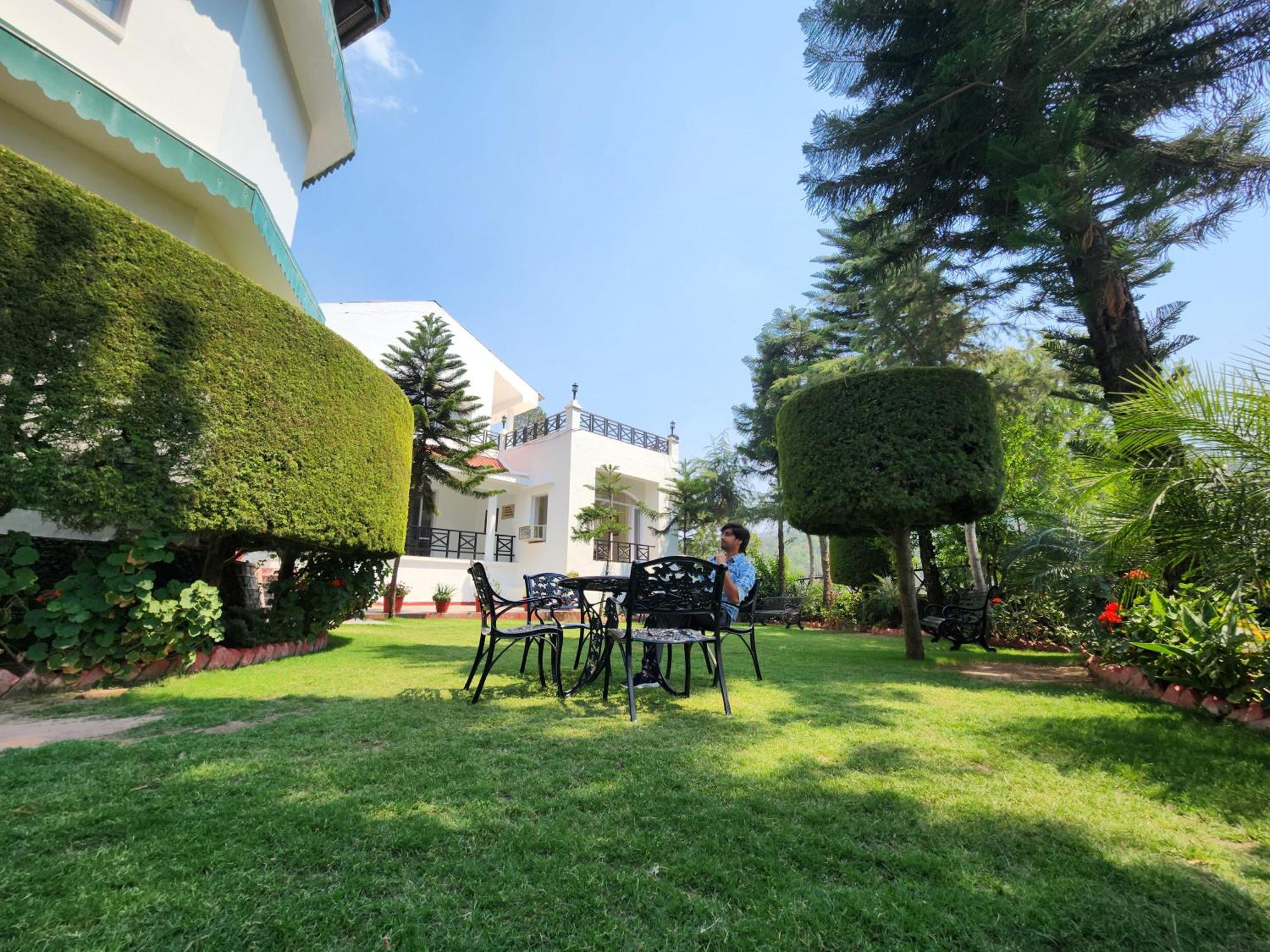 Hotel Royal Ark - Kasauli Luaran gambar